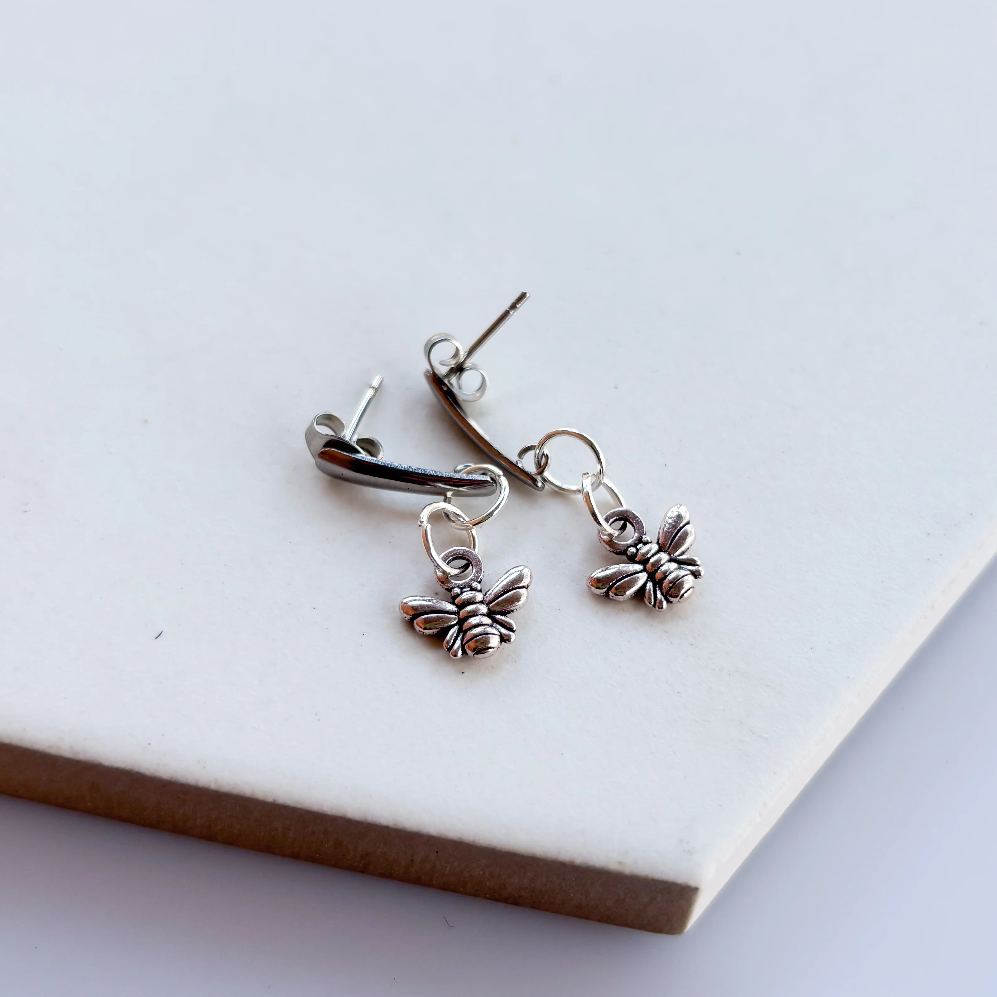 SILVER BEE STUD CHARM EARRINGS - Image 3