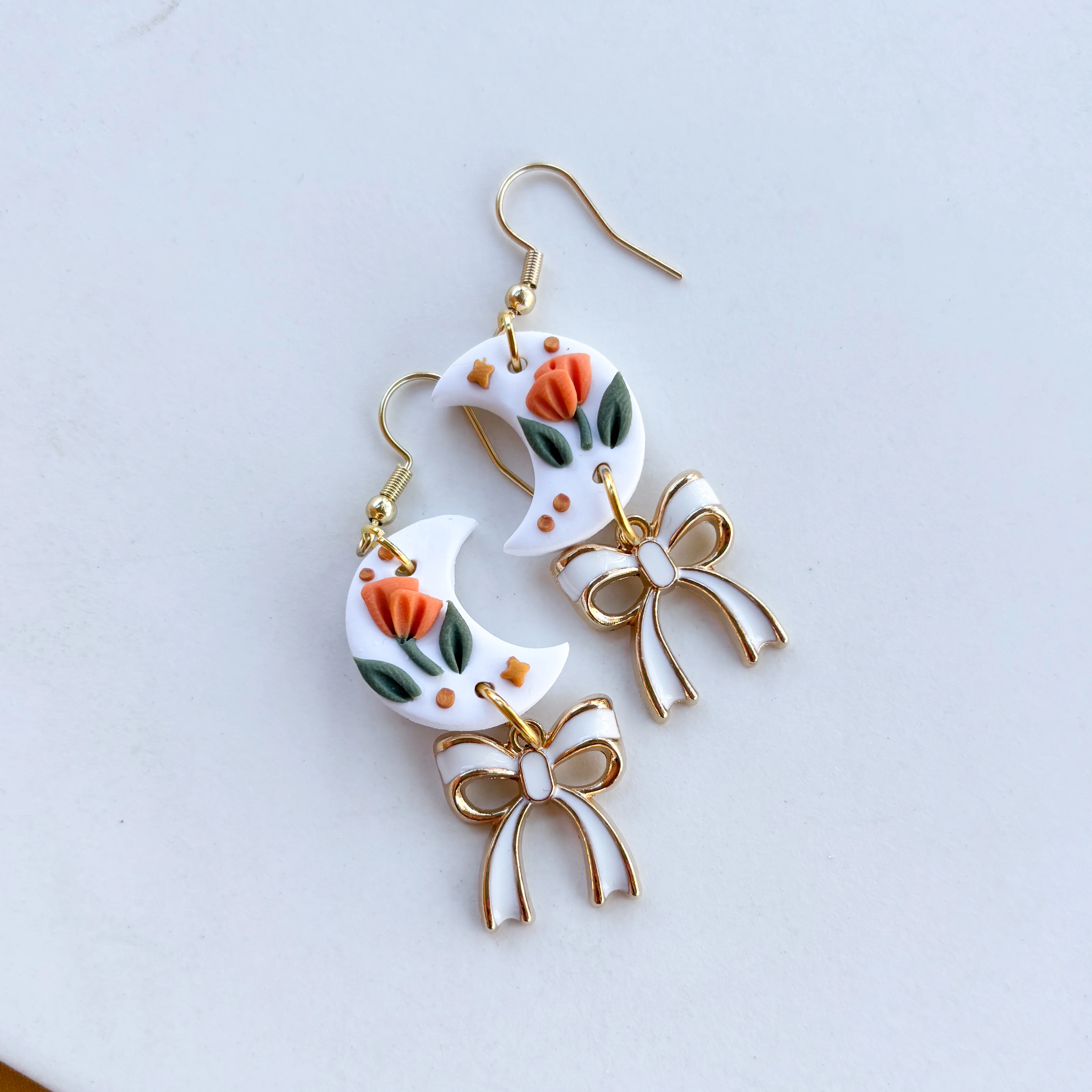 WHITE POPPY MOON EARRINGS (MEDIUM) - Image 3
