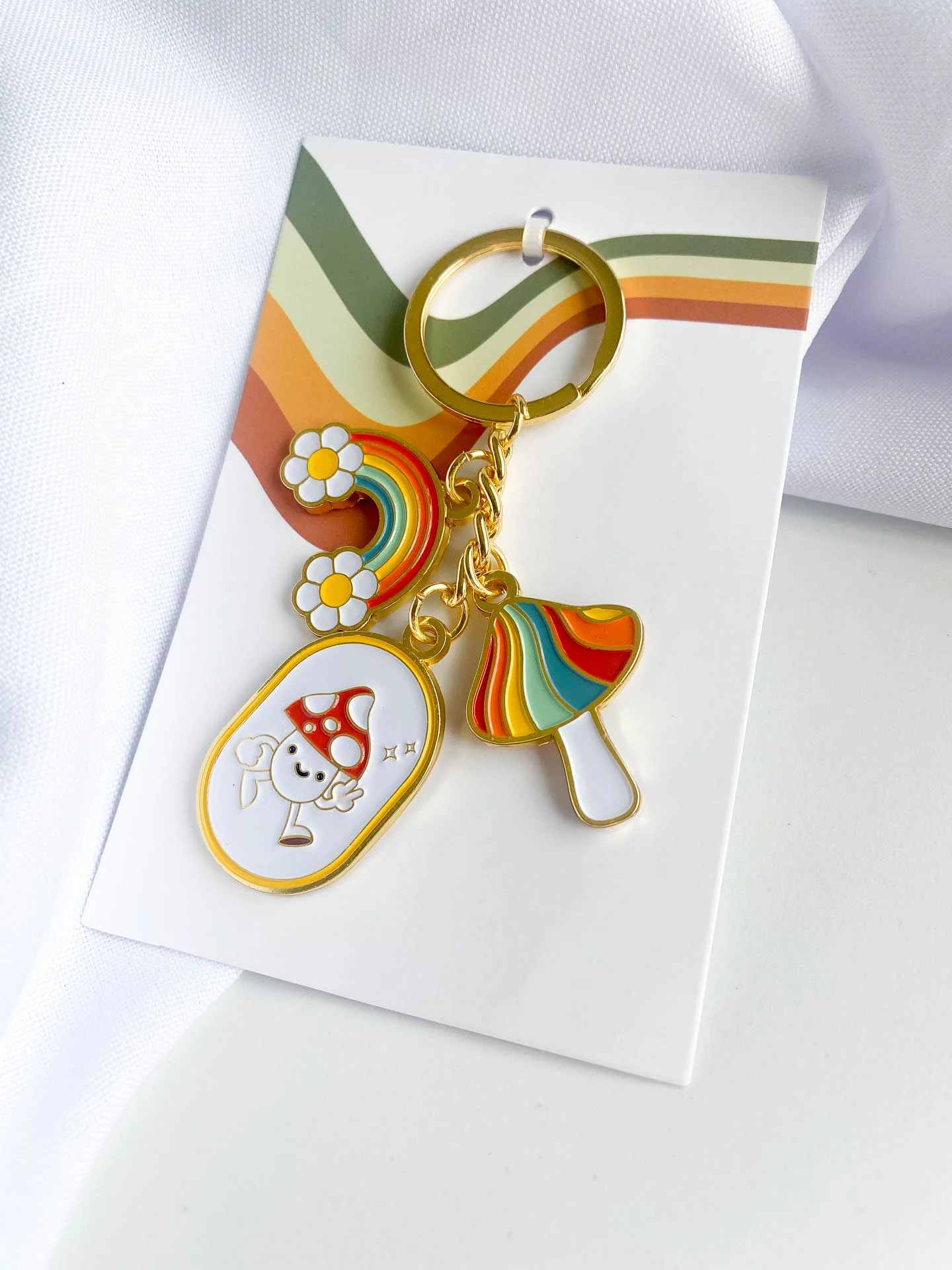HAPPY MUSHROOM & RAINBOWS KEYCHAIN - Image 2