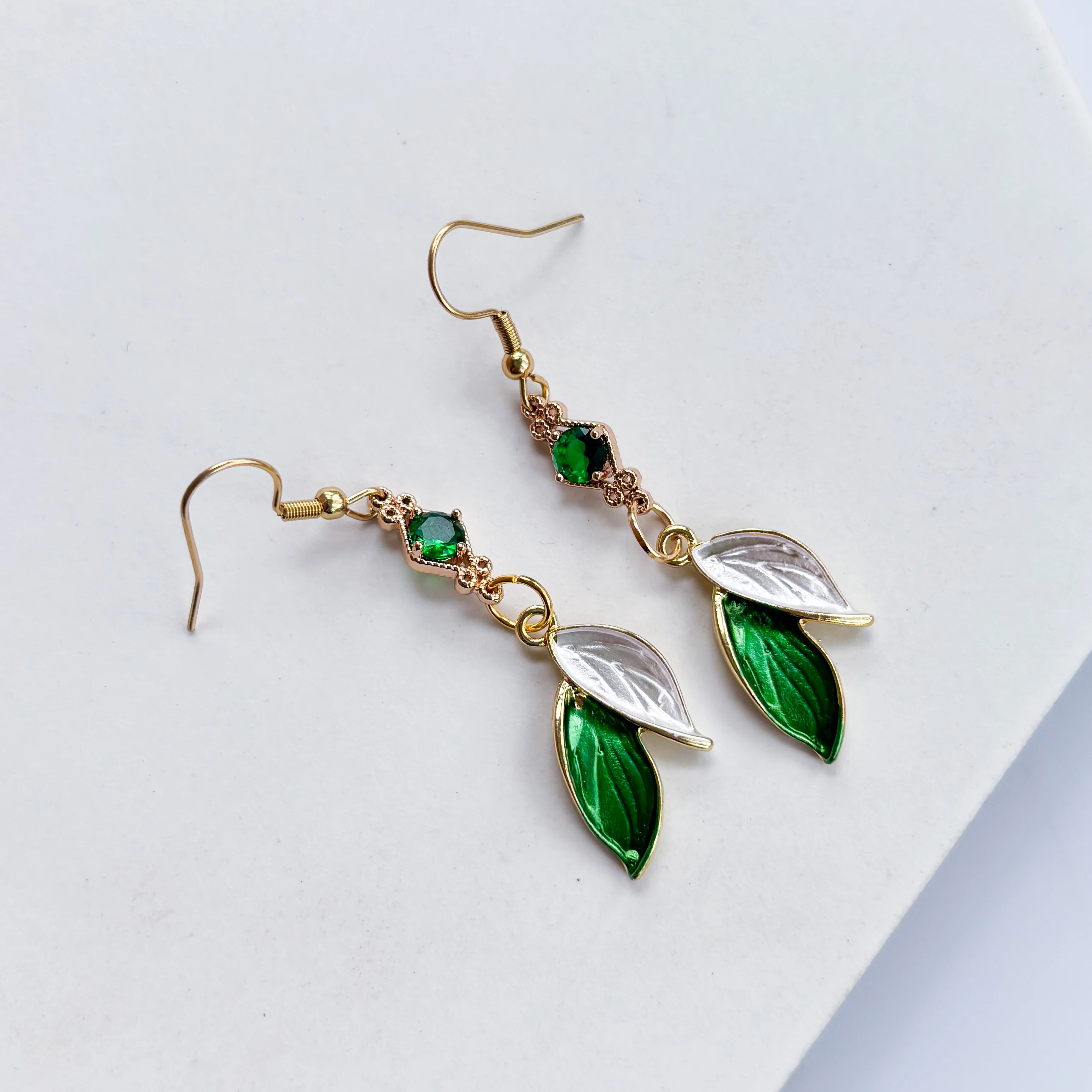 DUO LEAF GREEN CHARM EARRINGS - Image 2