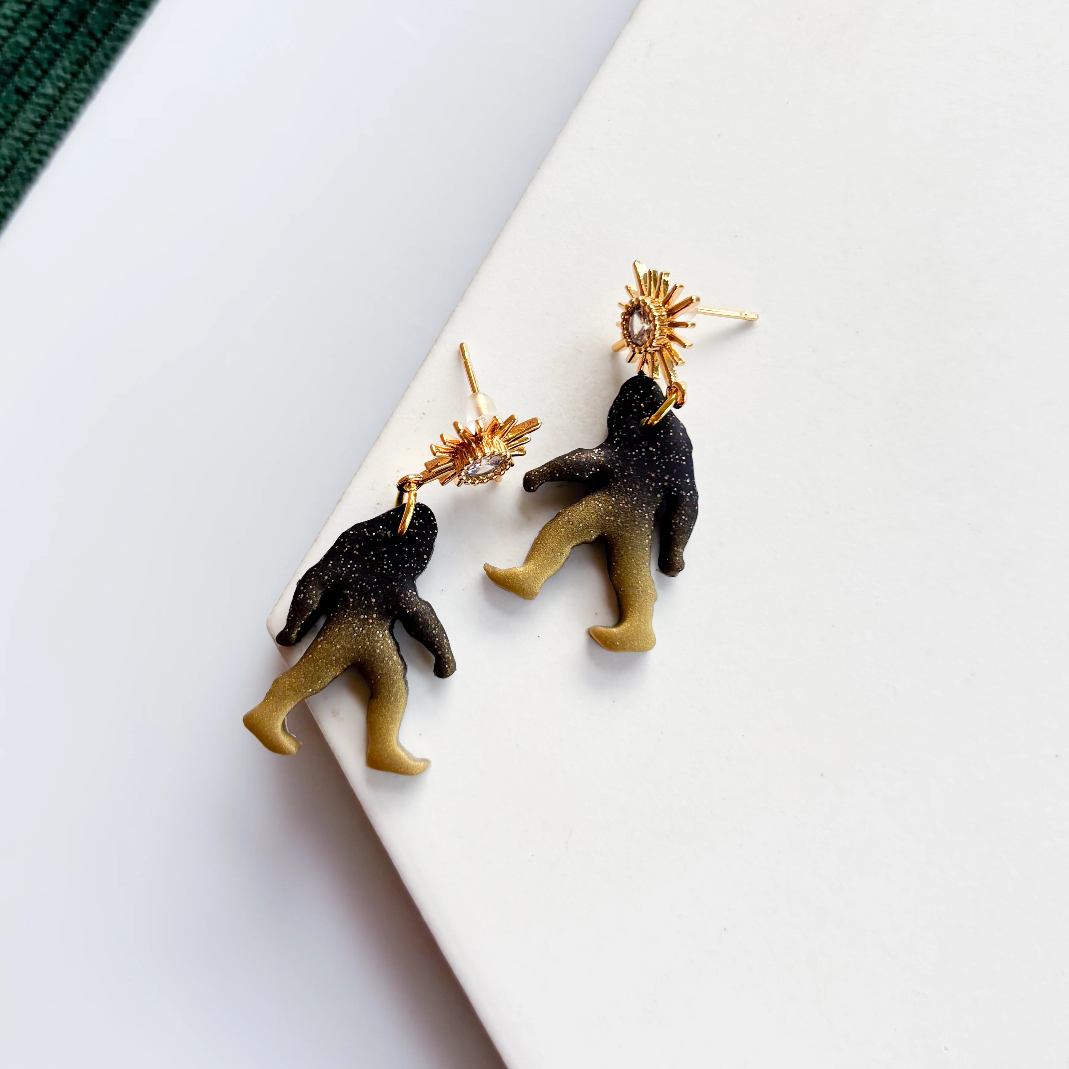 BIGFOOT STUD EARRINGS - Image 2