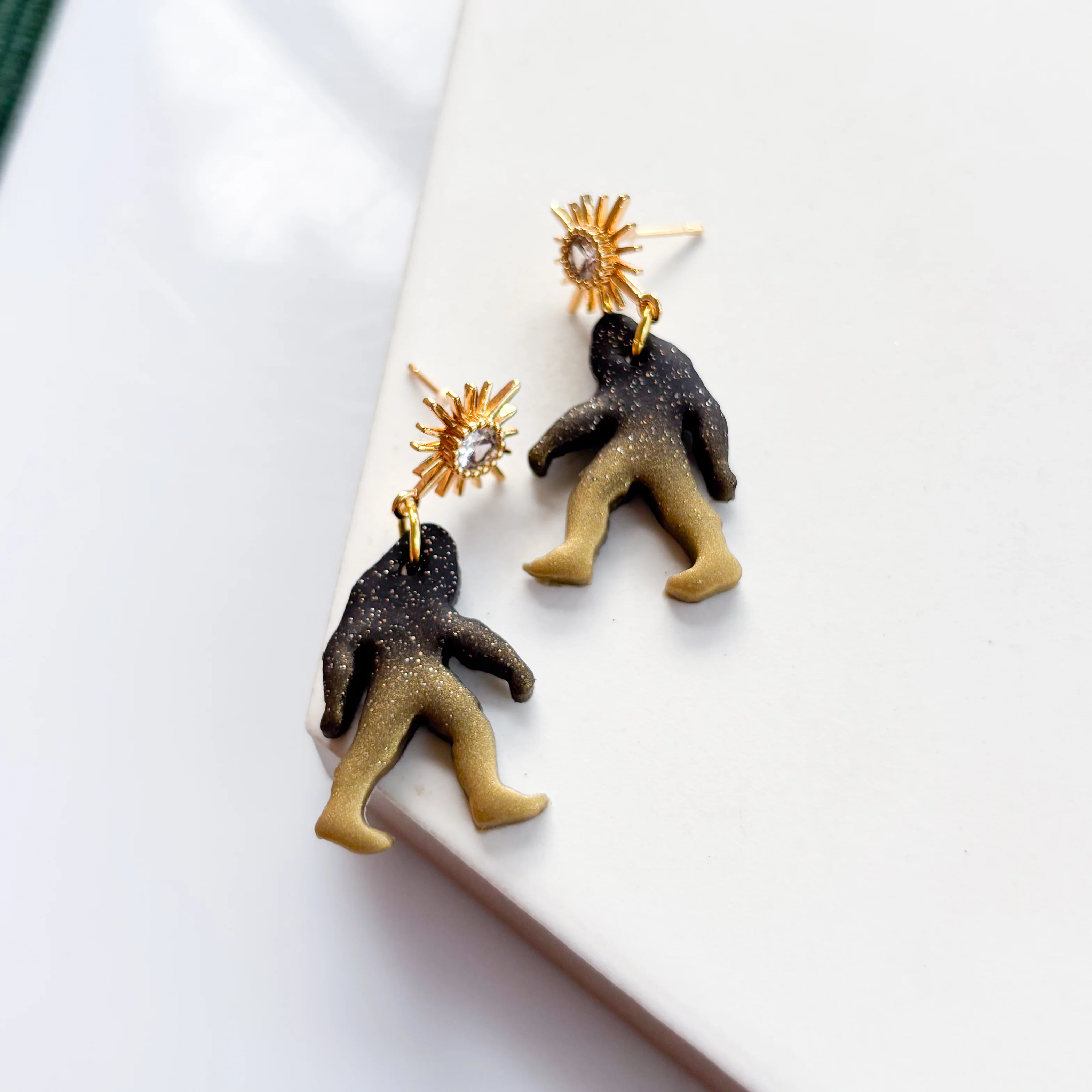 BIGFOOT STUD EARRINGS
