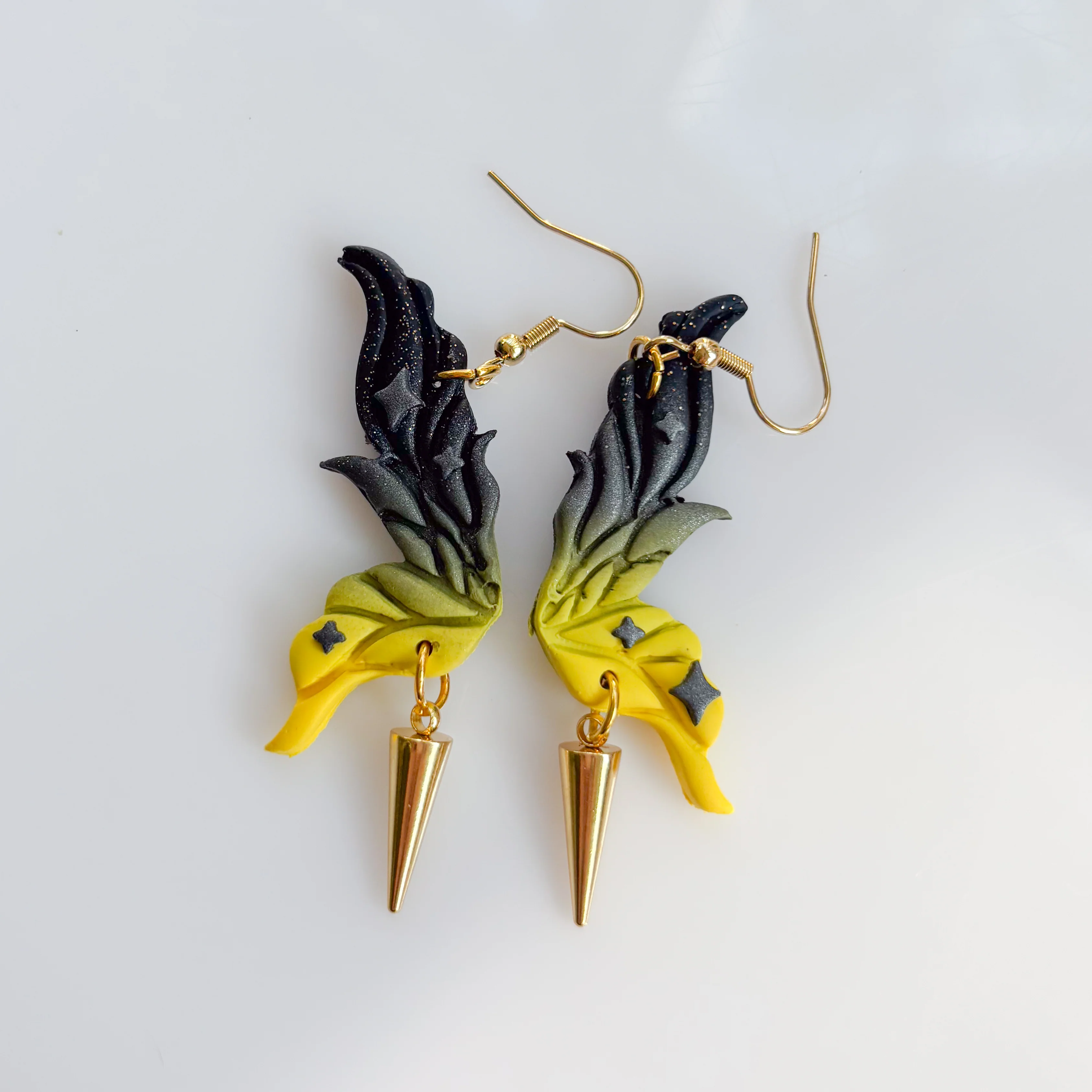 BUMBLEBEE FAIRY WING EARRINGS (YELLOW/BLACK) - Image 2