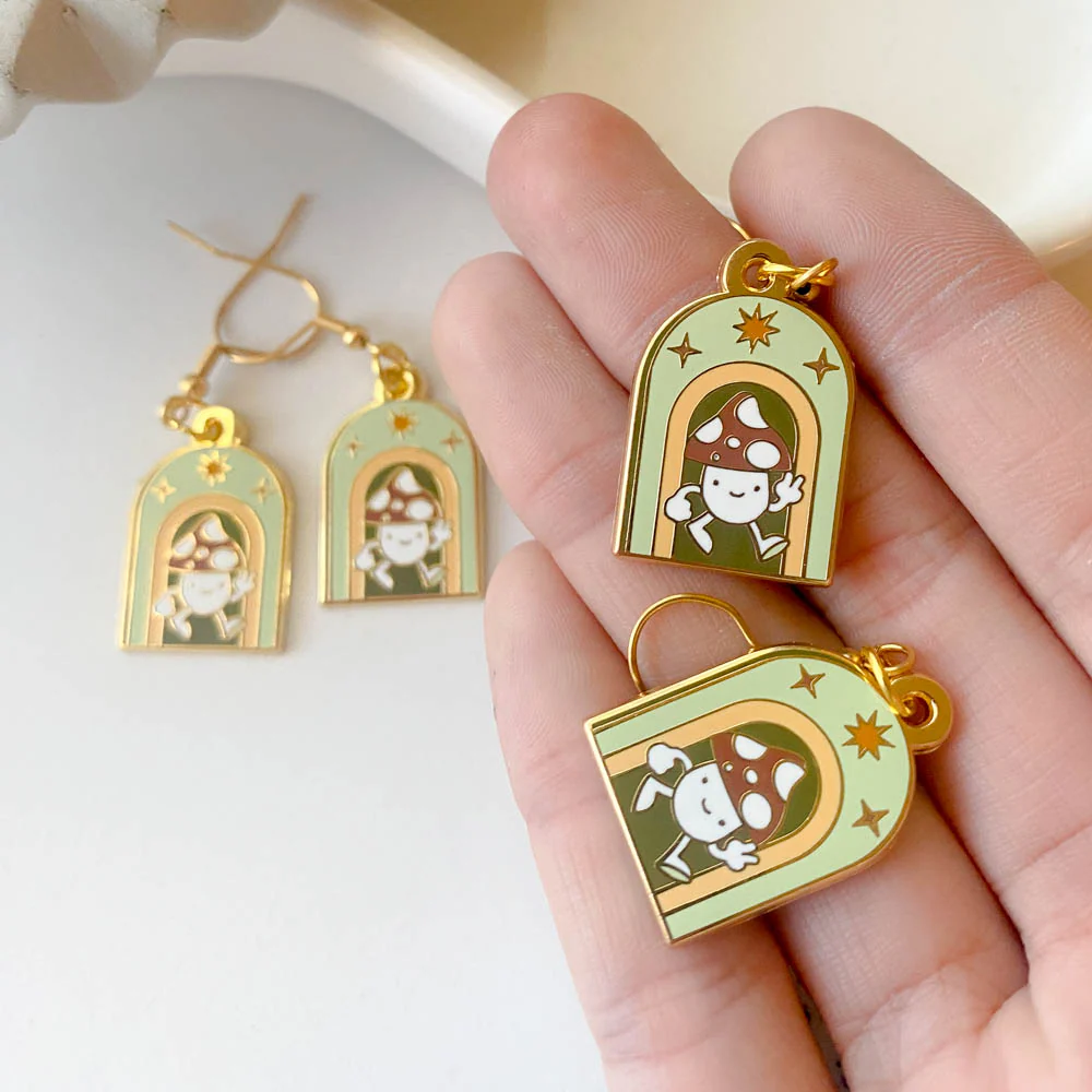 HAPPY MUSHROOM FRIEND METAL EARRINGS (GOLD) - Image 3