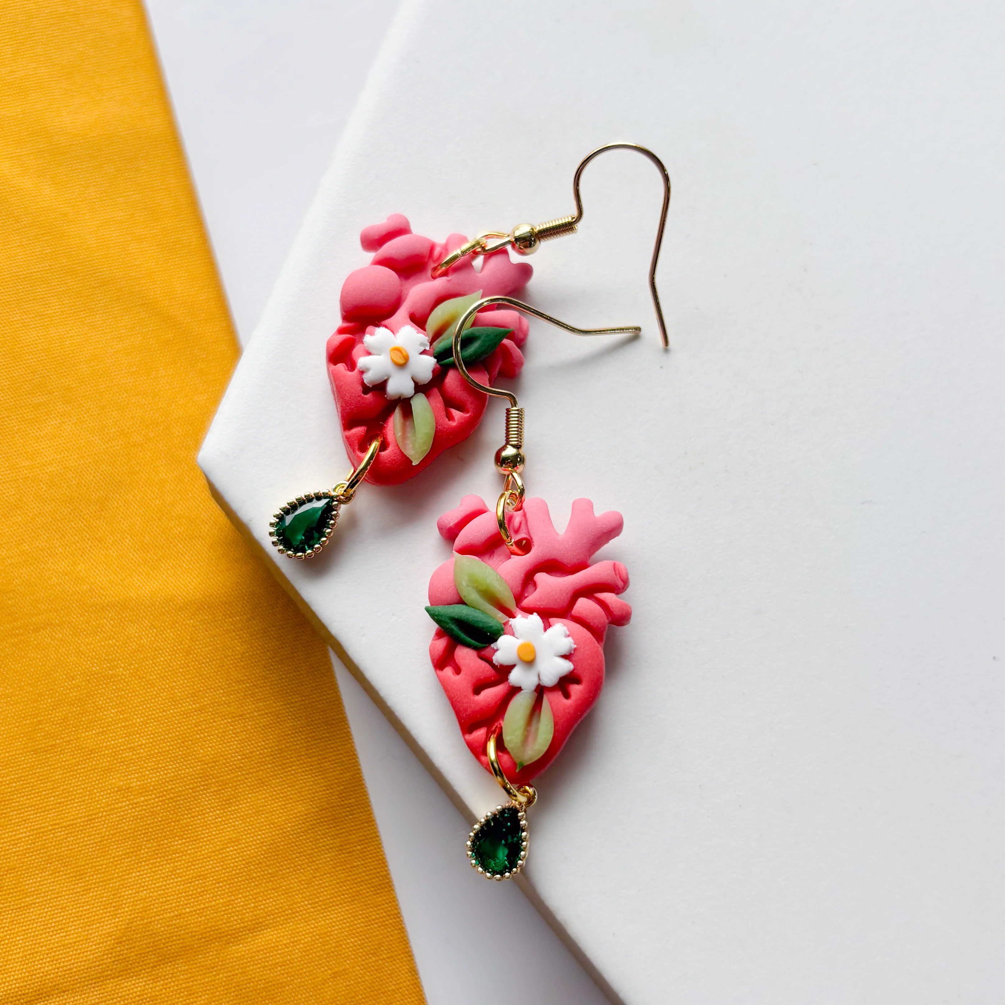 PINK DAISY ANATOMICAL HEART EARRINGS - Image 1