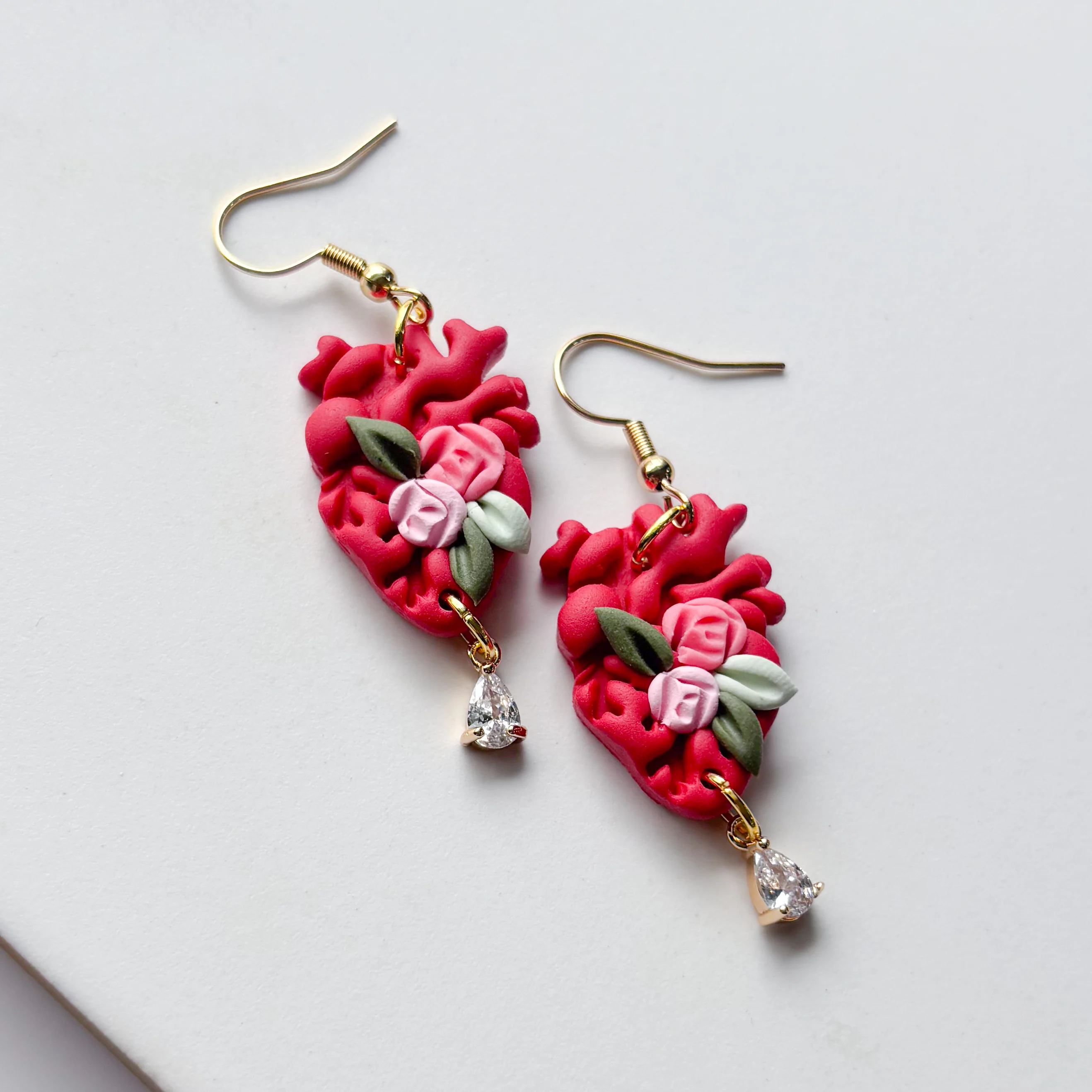 RED FLORAL ANATOMICAL HEART EARRINGS - Image 3