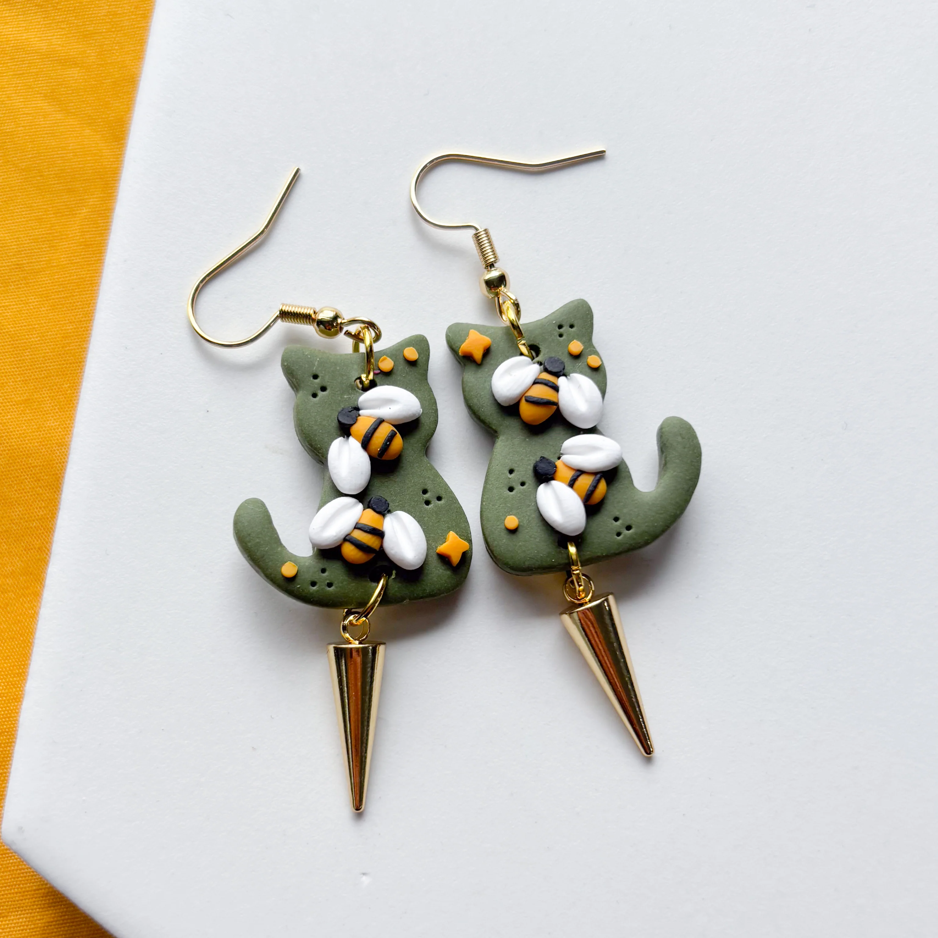 BEE CAT EARRINGS - Image 2