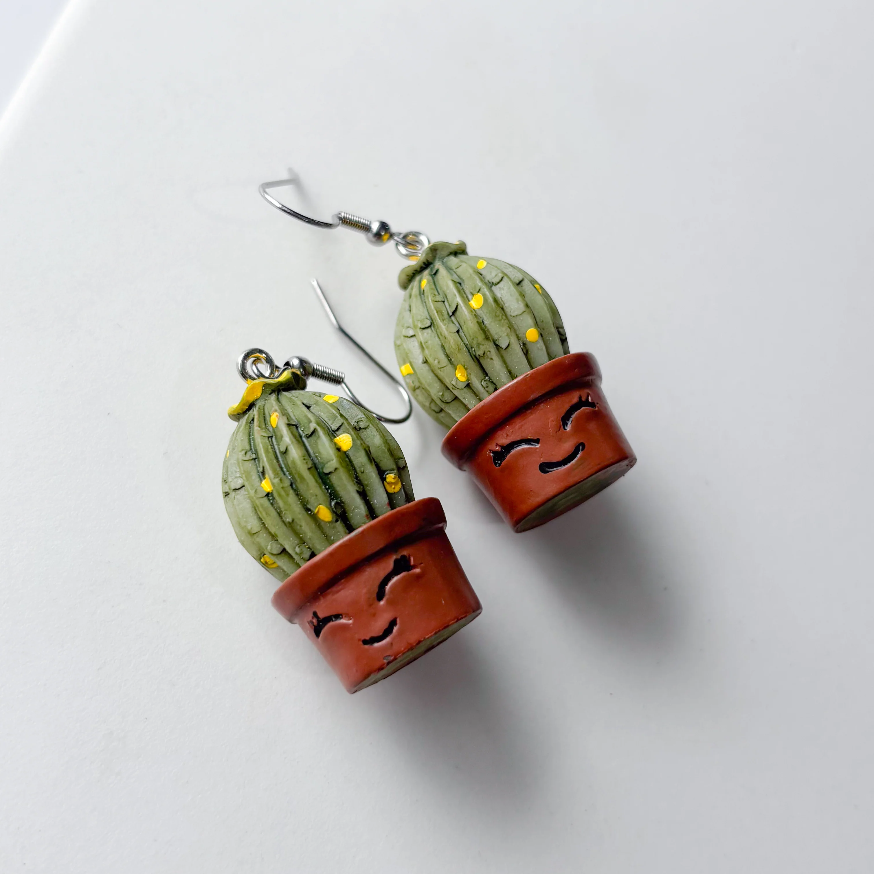 SMILEY CACTUS CHARM EARRINGS - Image 2