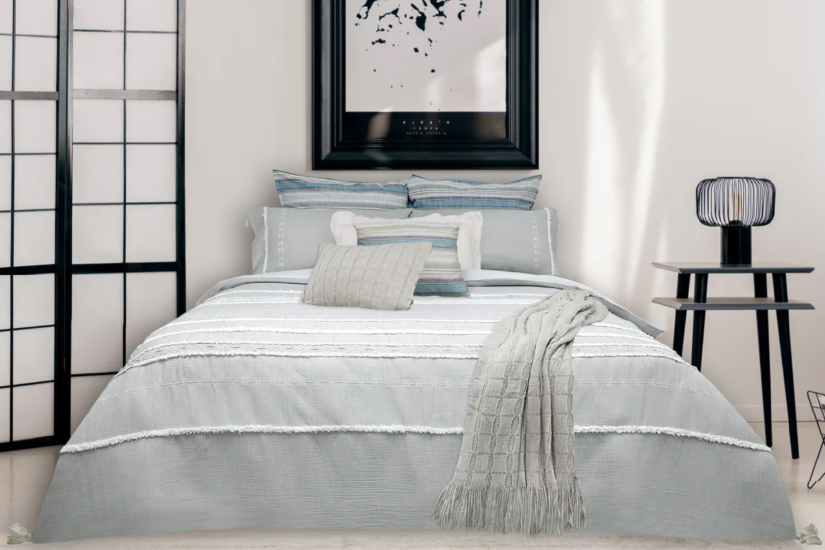 Duvet Cover & Shams Set - Lascau - Image 1