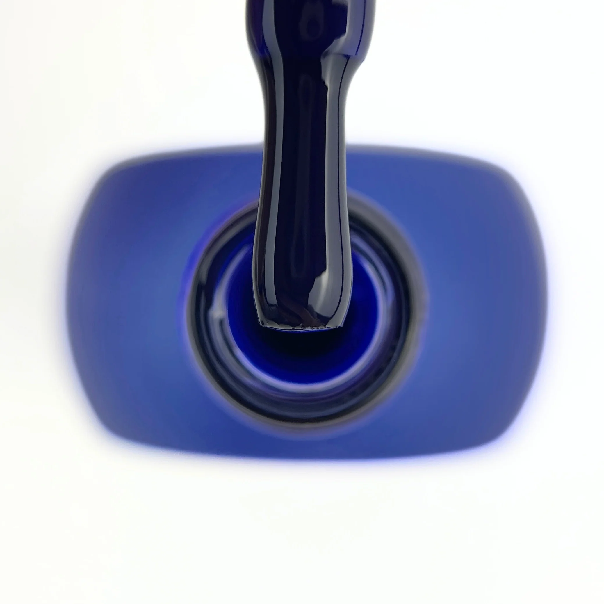 TOUCH Vitrage Gel Polish #07 Indigo, 9ml - Image 2