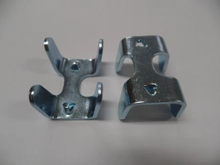 Lead Rope Clamps,  in Nickel or Brass - Image 2