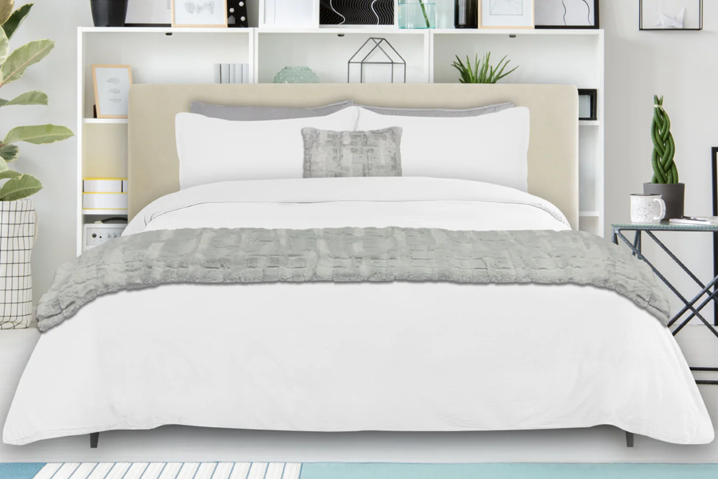 Duvet Cover & Shams Set- Morgan White - Image 1