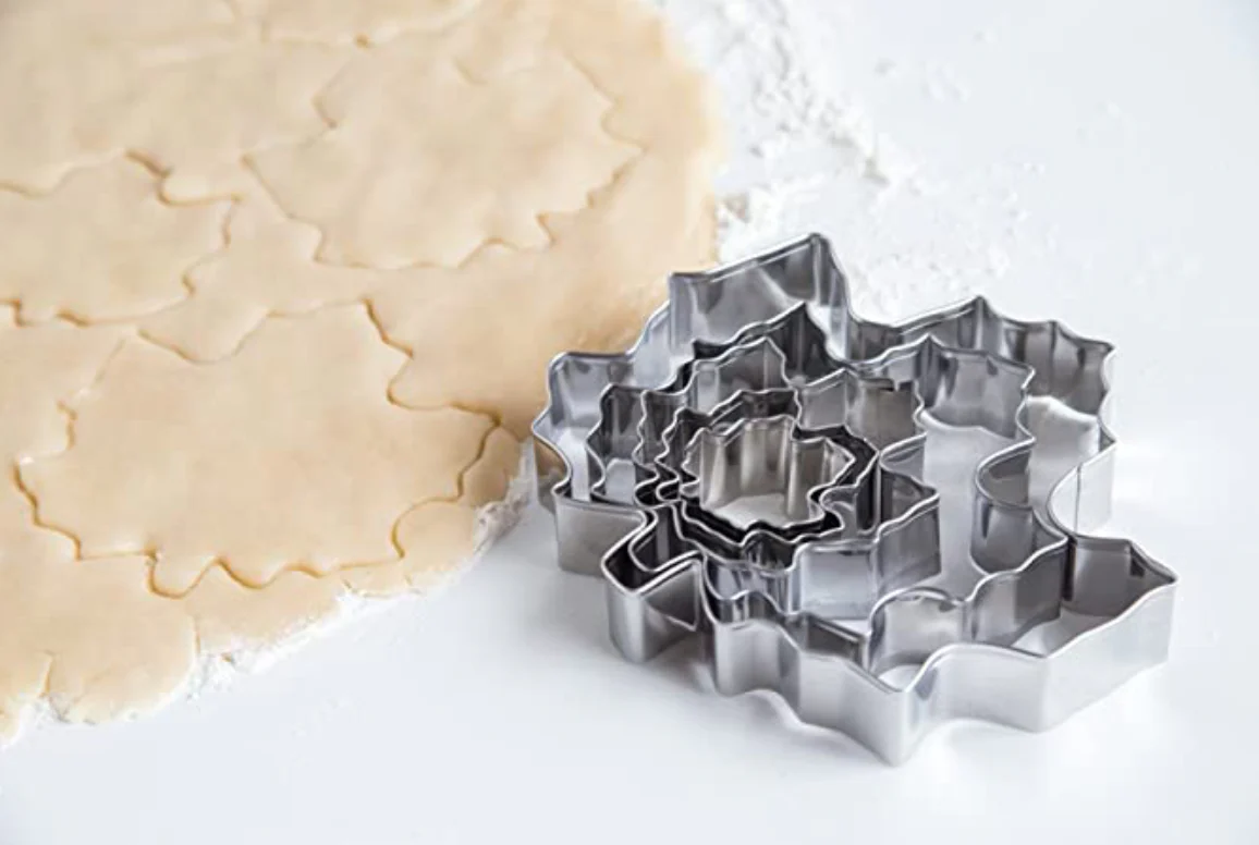 Cookie Cutter Set, Maple Leaf - Image 2