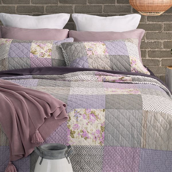 Quilt and Shams Set - Theoline - Image 1