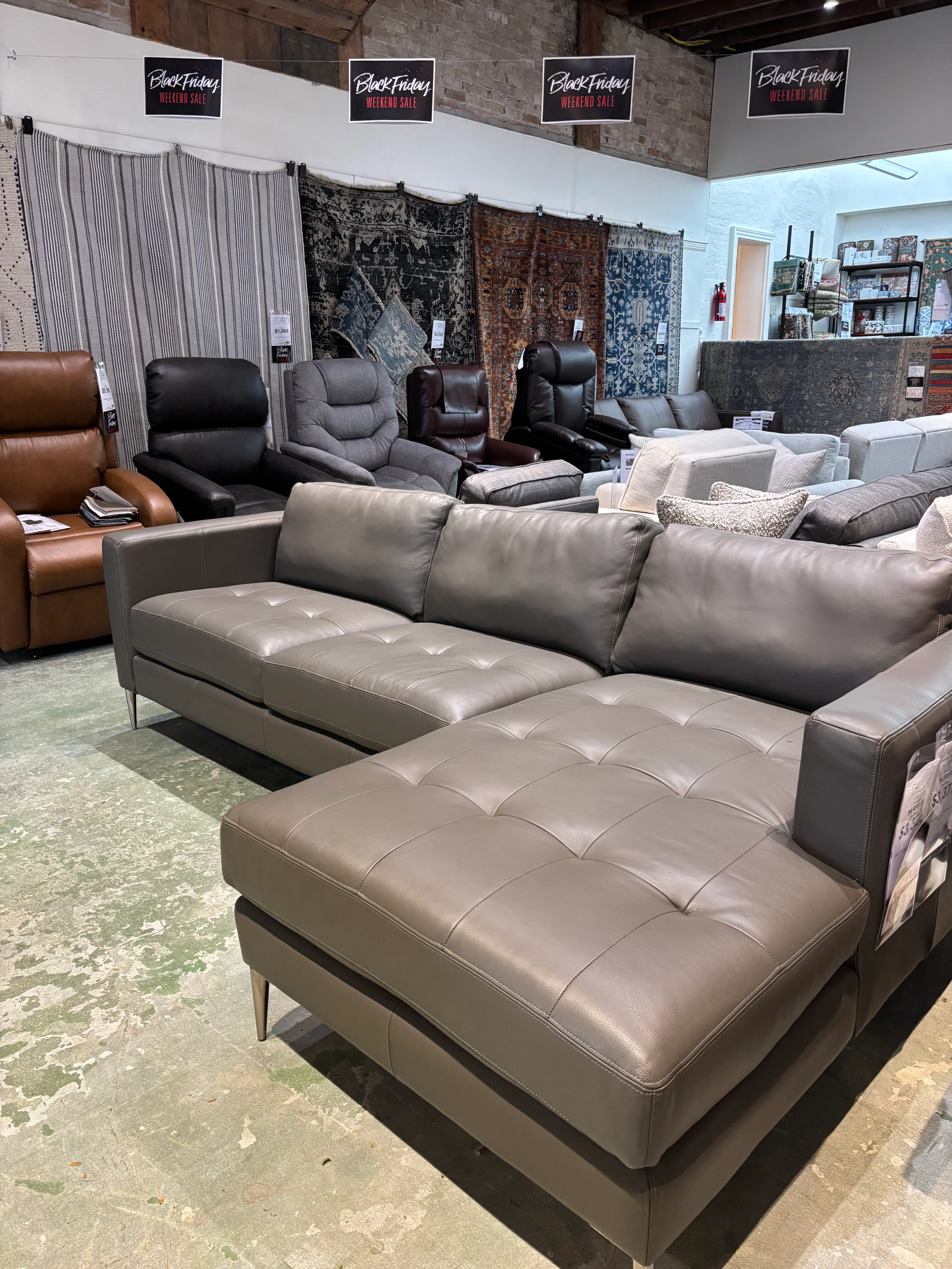 Curated 3795 -08/07 Sectional - Image 1