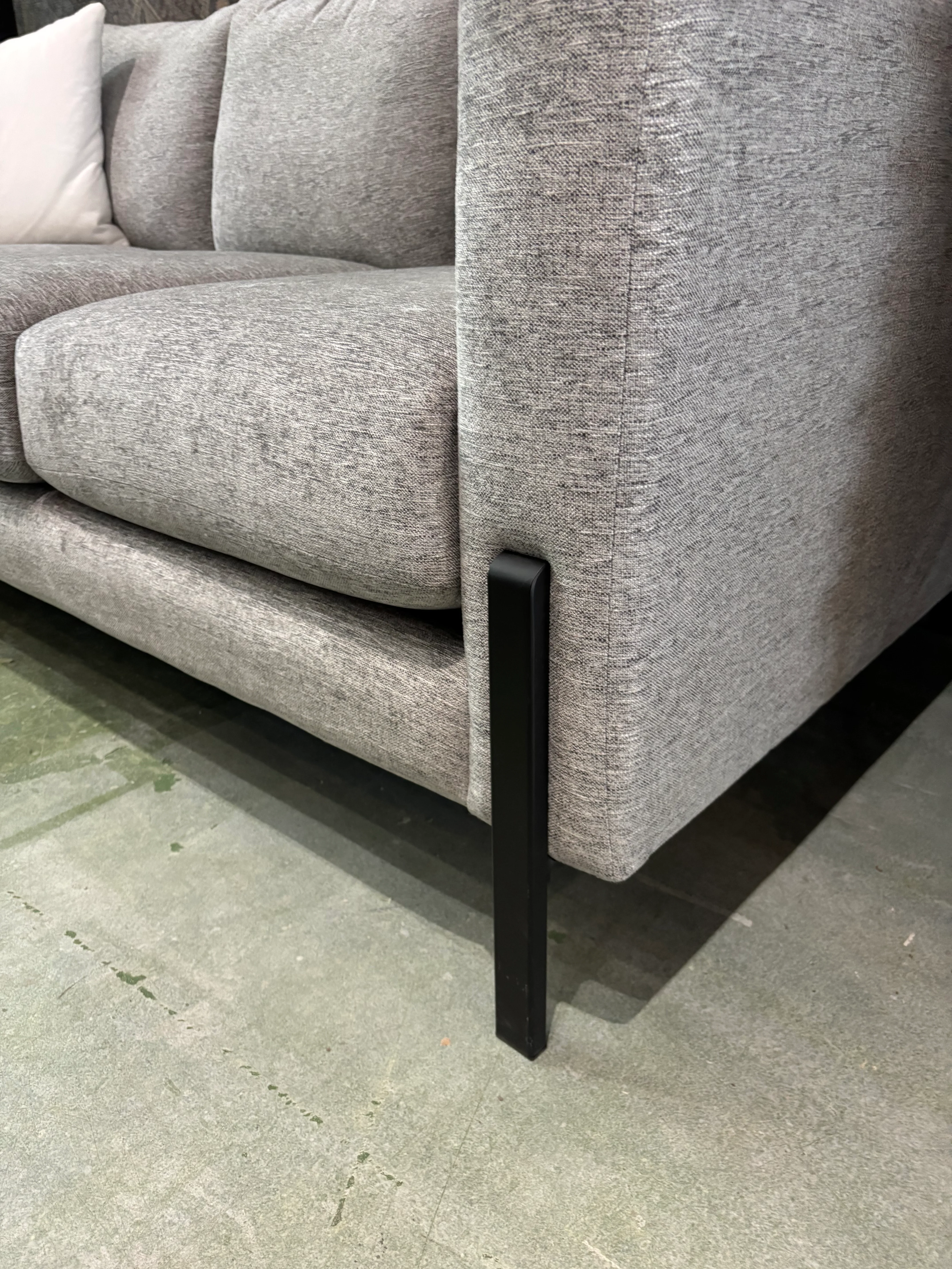 Curated 2212-01 Sofa Rico Grey / TC: Guardian White / Fin: Matte Black - Image 2