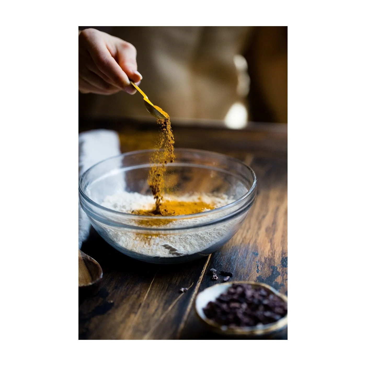 Glass Pinch Bowls - Image 2