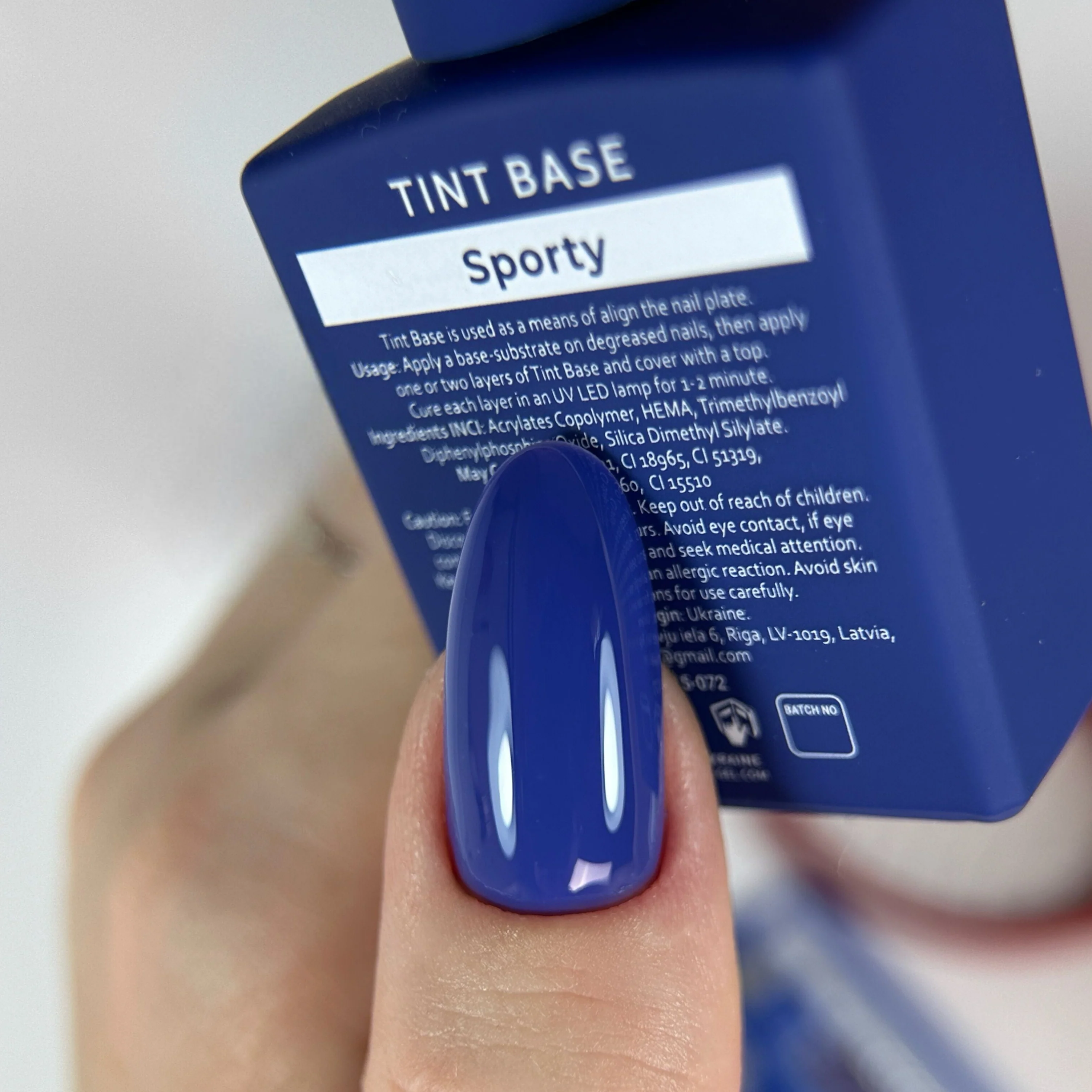 HEYLOVE - Tint Base Sporty, 15ml - Image 2