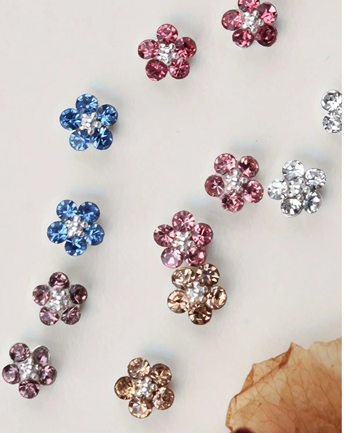Mini Flower Nail Charms - Image 3