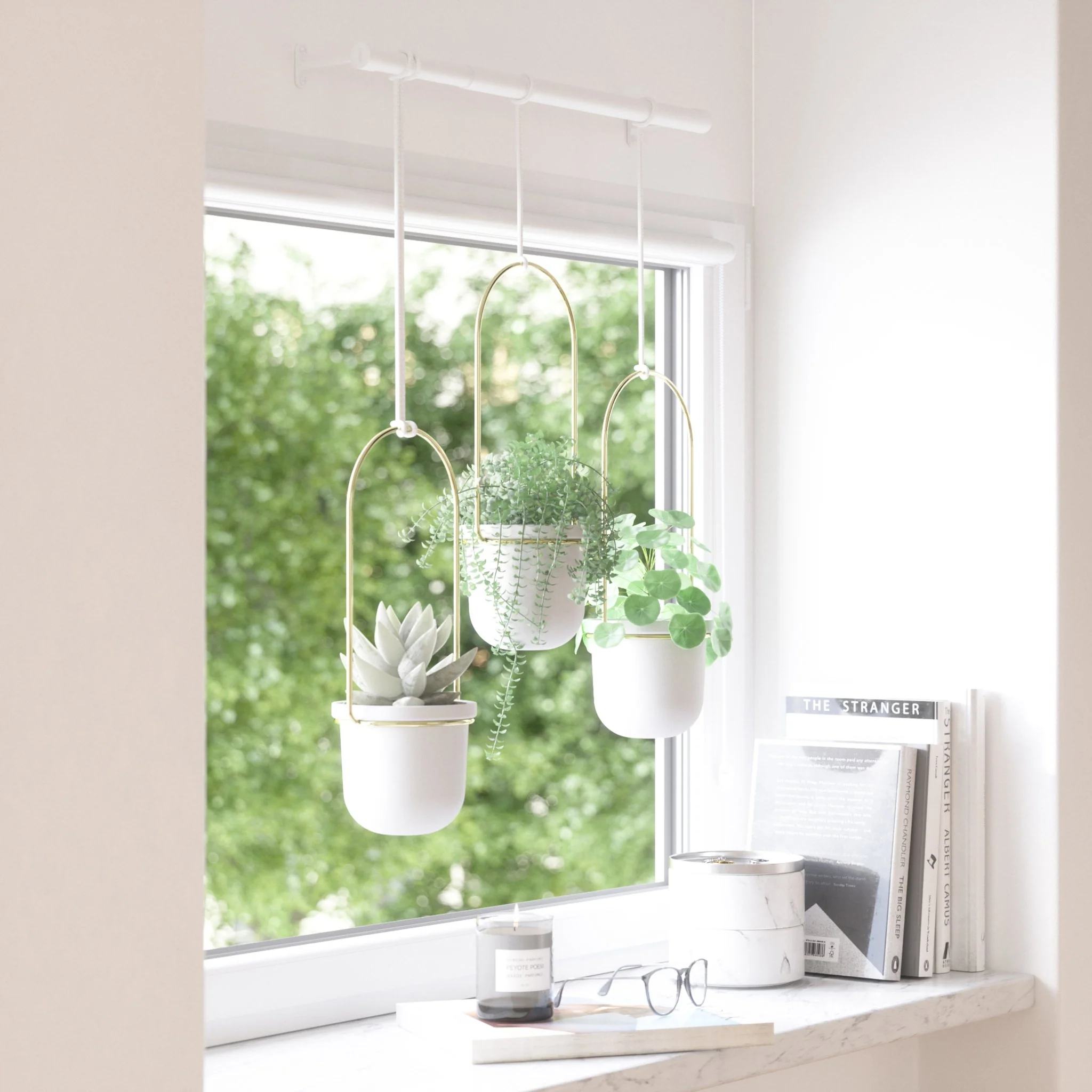 Hanging Planter, White/Brass - Image 2