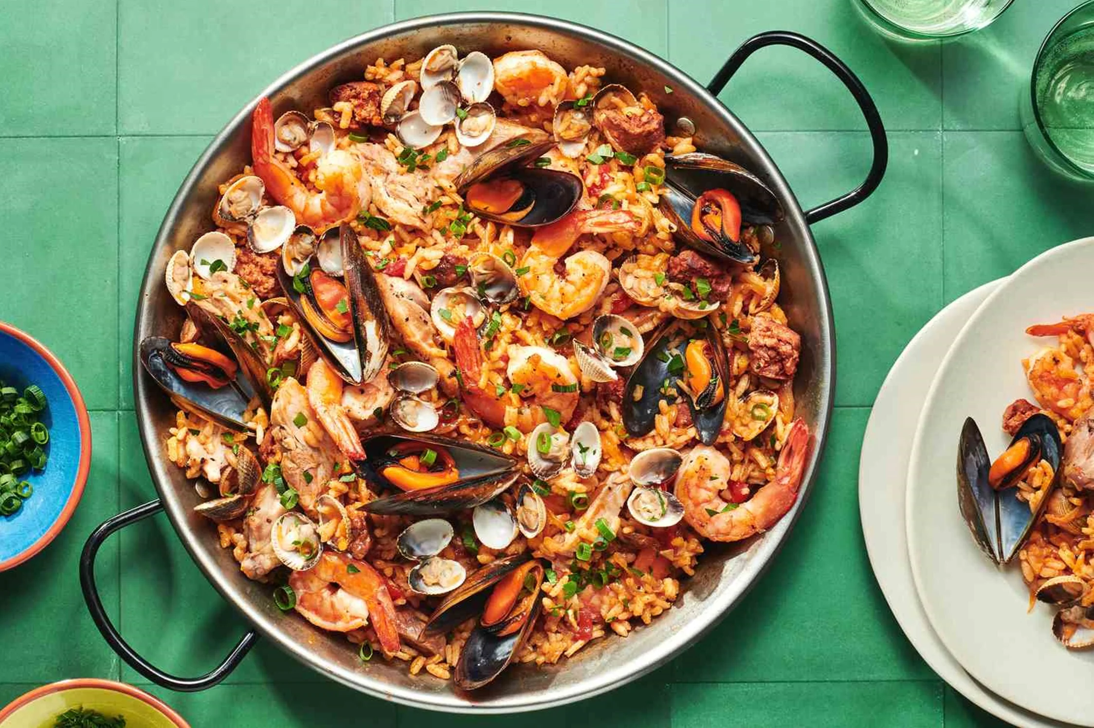 Hands-on Workshop: Spanish Paella – Thursday May 14th – 6pm