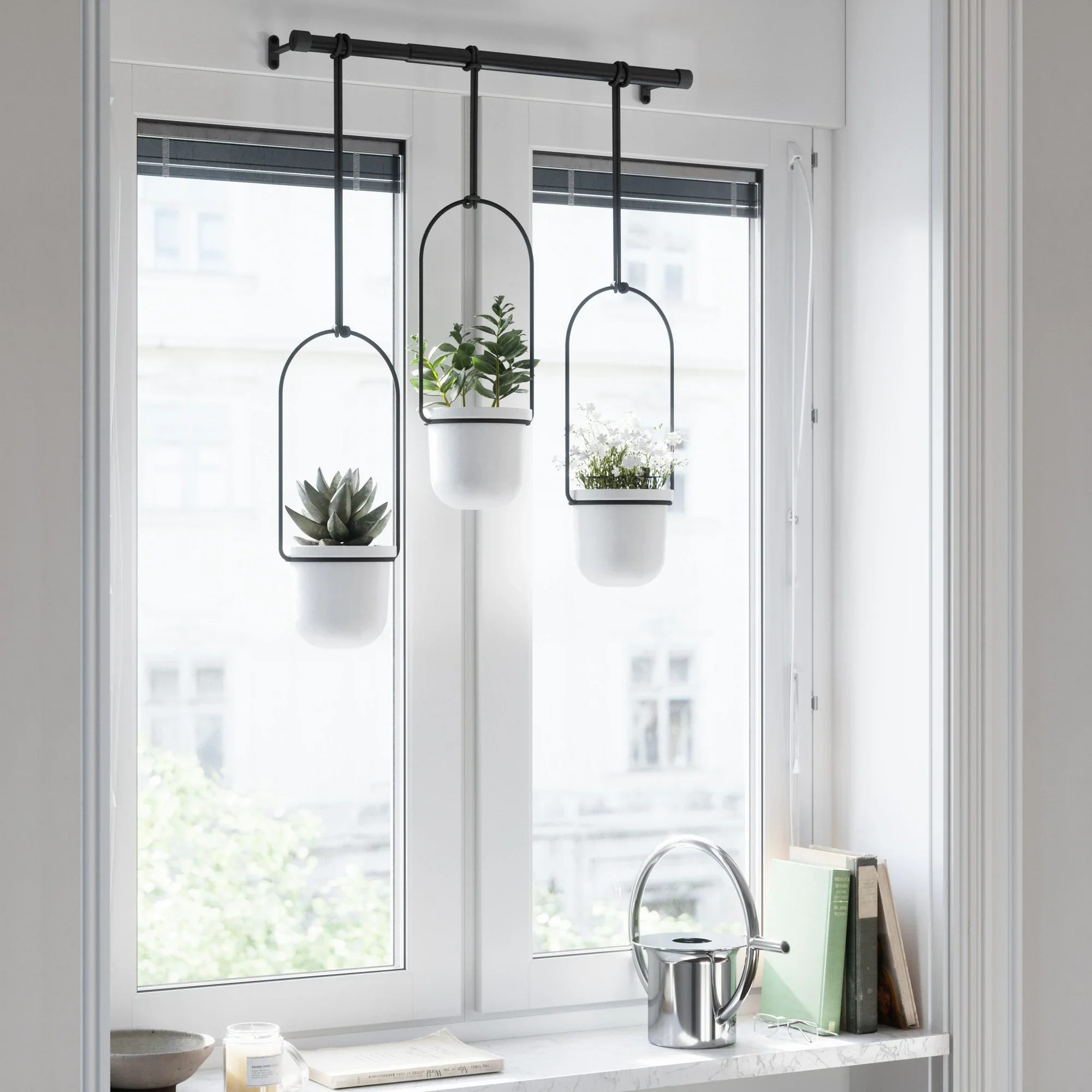 Hanging Planter, Black/White - Image 3