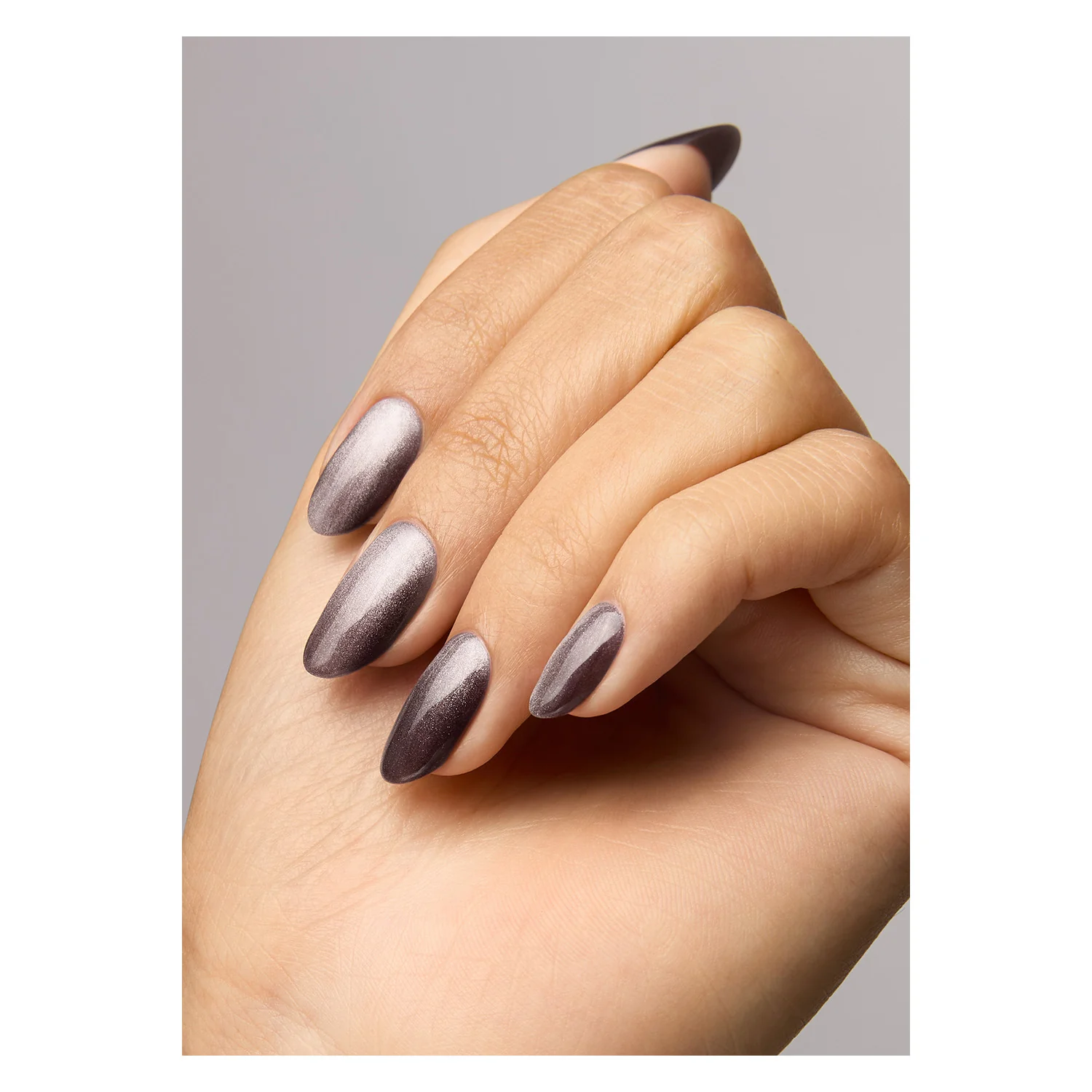 The GelBottle - Duchess Magnetic Gel Polish, 20ml - Image 3
