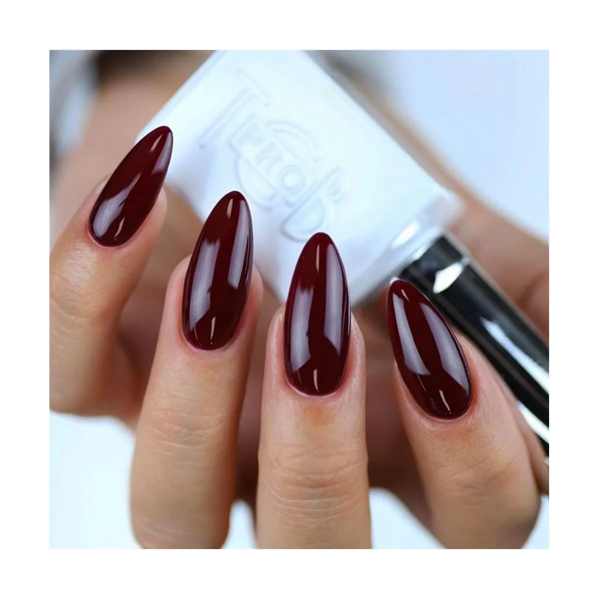 The GelBottle - Manhattan Gel Polish, 20ml - Image 2