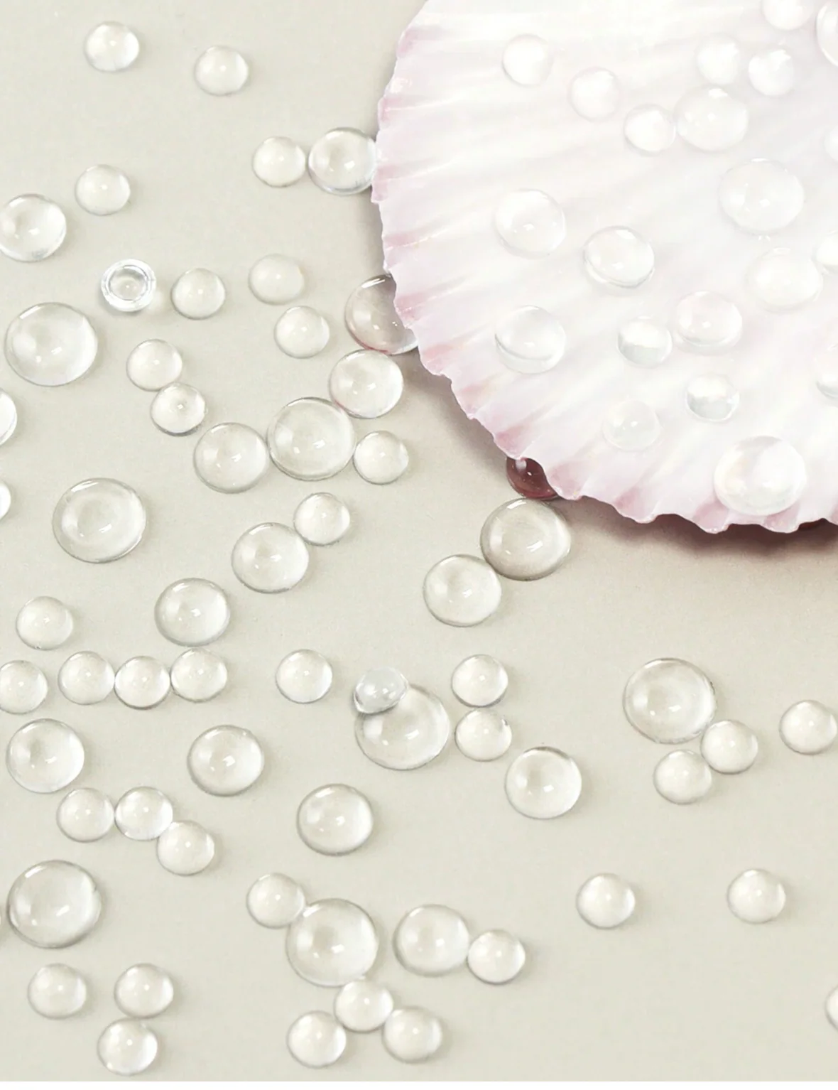 3D Bubble Effect Transparent Water Drop - Image 3