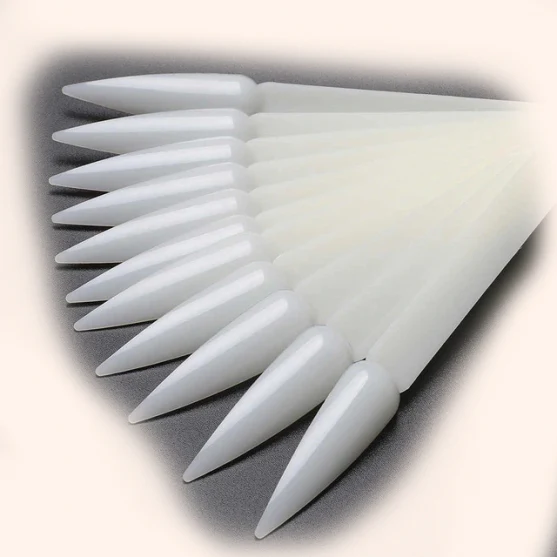 NATURAL LONG NAIL TIPS STILETTO (swatch) - Image 2